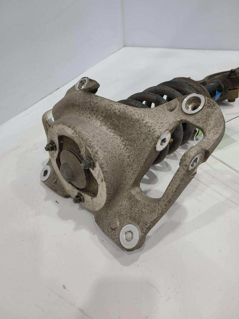 2015 Genesis Genesis Strut Assembly