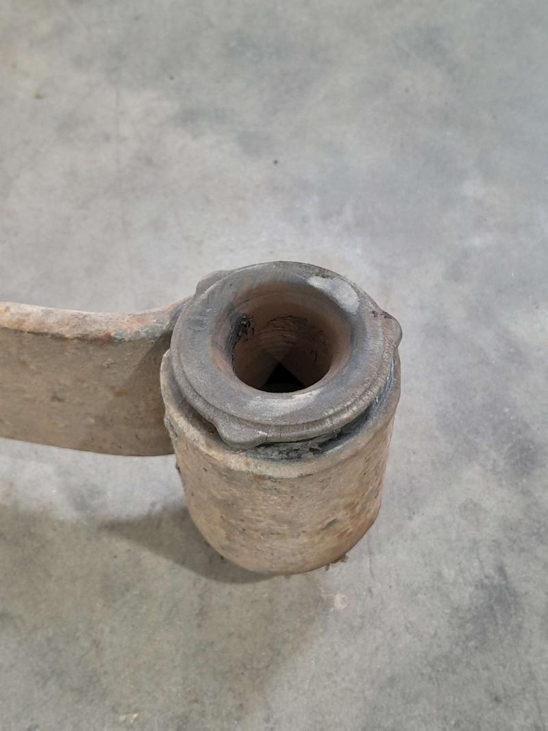 2006 Nissan Xterra Leaf Spring Rear