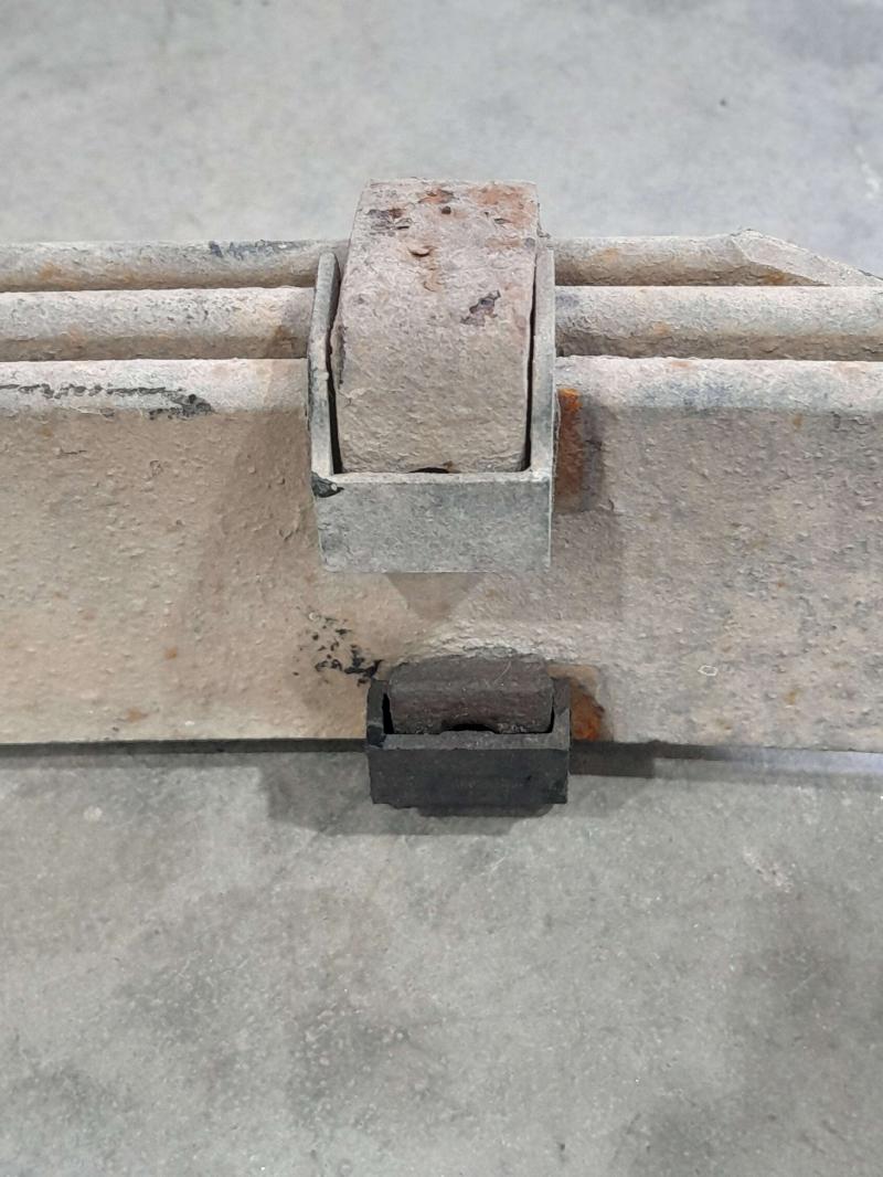 2006 Nissan Xterra Leaf Spring Rear