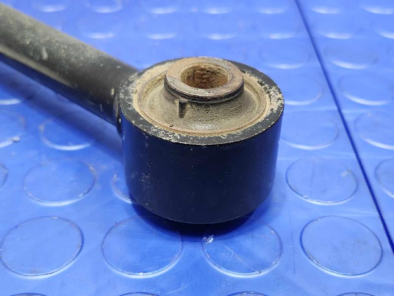 2013 Hyundai Santa Fe Lower Control Arm Rr