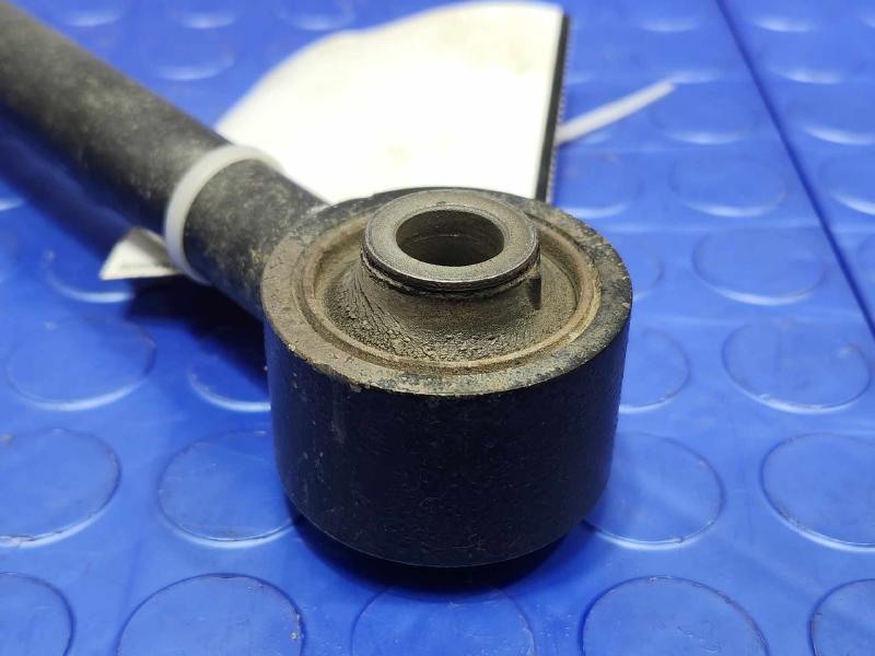 2013 Hyundai Santa Fe Lower Control Arm Rr
