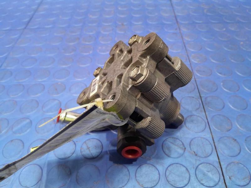 2006-2010 Pontiac Solstice Power Steering Pump Assembly Genuine OEM 15868352