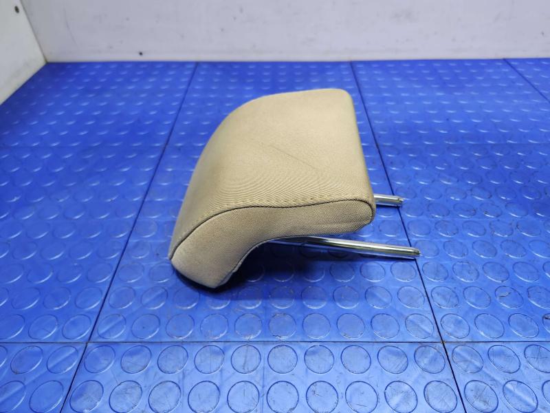 2015 Ford Fusion Headrest