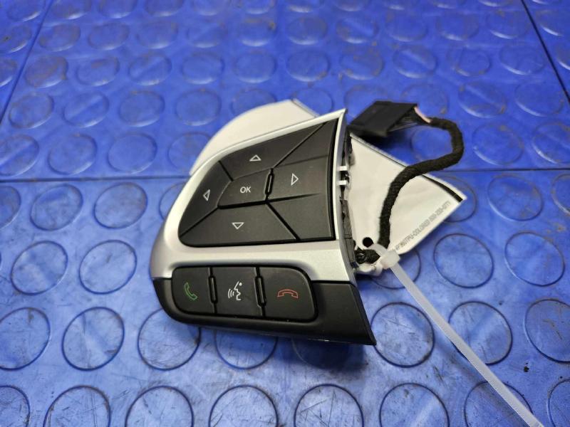 2018-2021 Jeep Compass Steering Wheel EVIC Switch Genuine OEM 5YL19XSAAC
