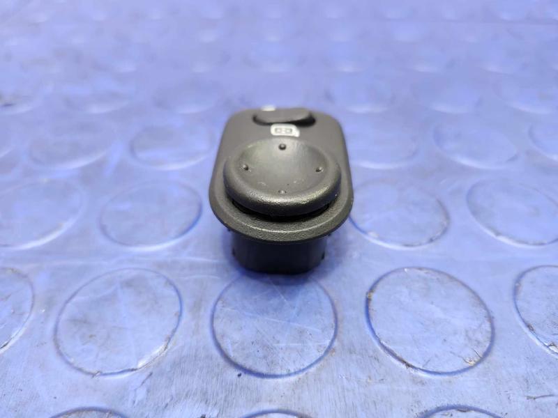 2015 Chevrolet Camaro Door Switch Front