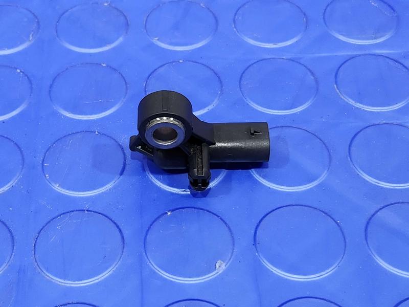 2017-2025 Audi Q7 OEM Front Park Crash Sensor Genuine Part 4M0959651