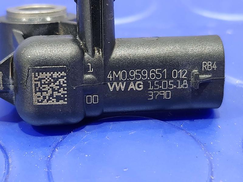 2017-2025 Audi Q7 OEM Front Park Crash Sensor Genuine Part 4M0959651