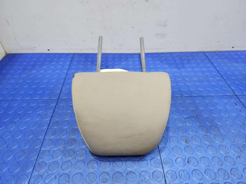2016 Kia Sedona Headrest