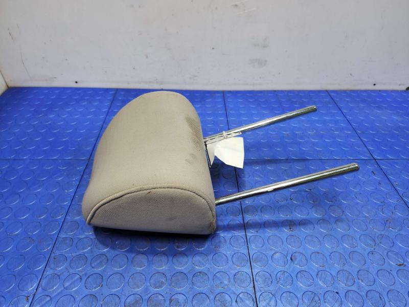 2016 Kia Sedona Headrest