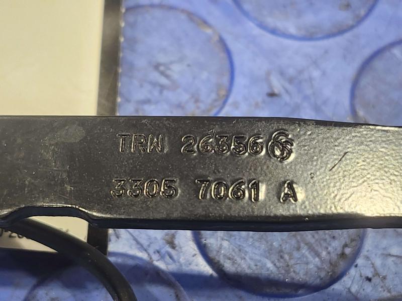 2011 Maserati Quattroporte Front Seat Belt