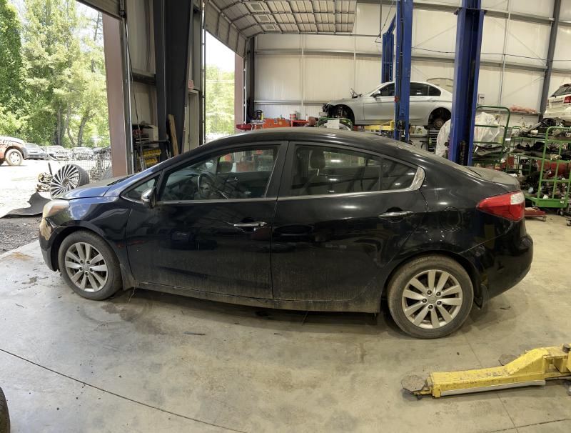 2014 Kia Forte Center Pillar