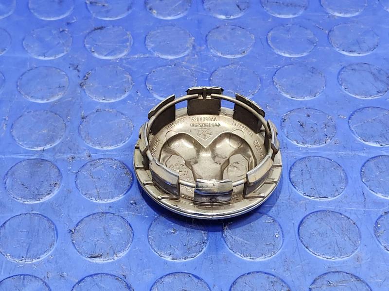 2010 Dodge Challenger Center Cap