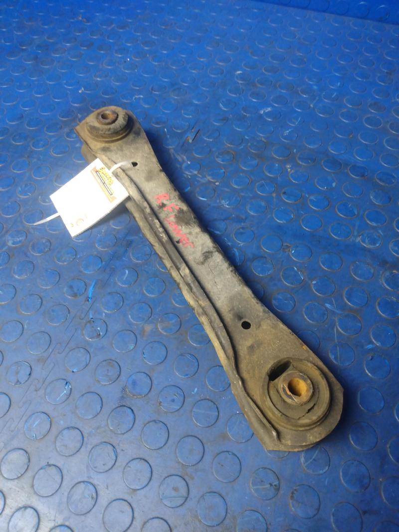 1994 - 1998 Jeep Grand Cherokee Front Lower Control Arm RH Passenger Side OEM 52088312