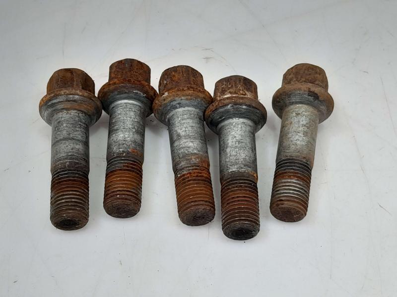2008 Mercedes ML-Class Lug Nuts
