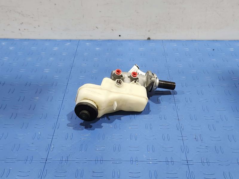 2017 Toyota Corolla Master Cylinder