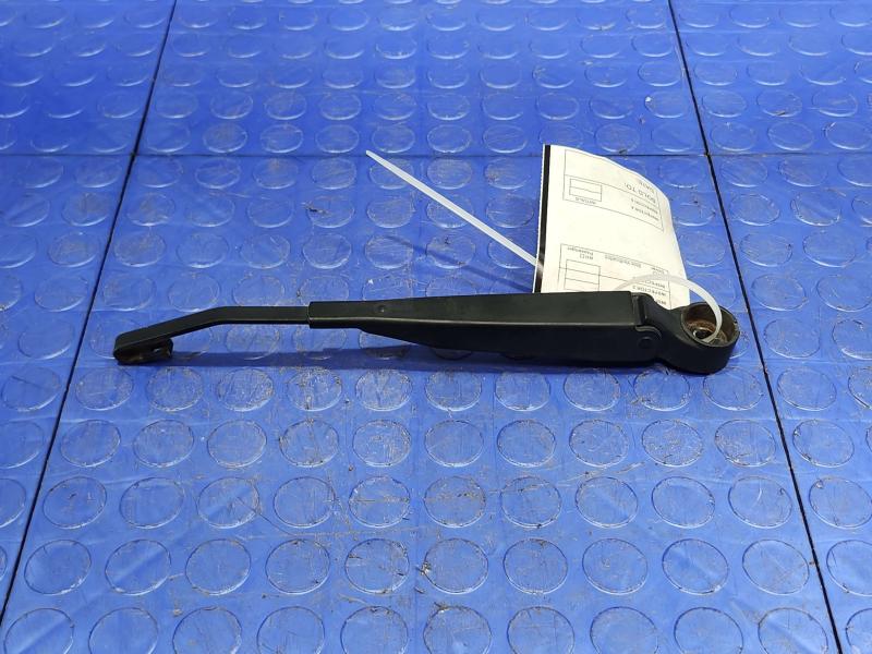 2012 Dodge Grand Caravan Wiper Arm
