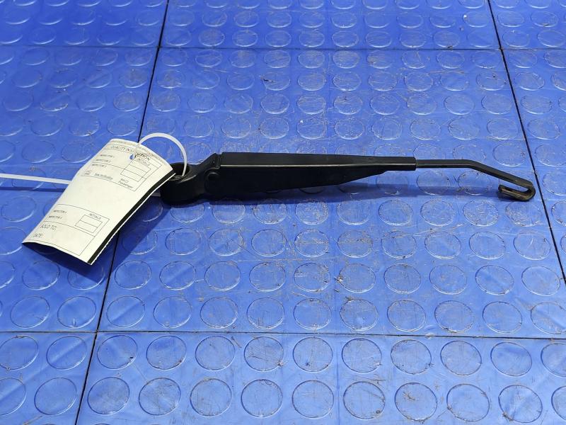 2012 Dodge Grand Caravan Wiper Arm