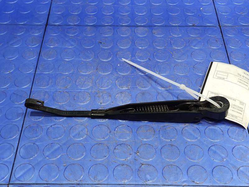 2012 Dodge Grand Caravan Wiper Arm