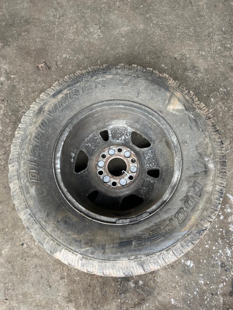2000 GMC Sierra 1500 Wheel