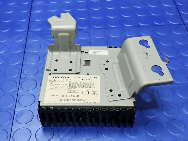 2013-2015 Honda Accord Sedan Radio Amplifier Genuine OEM 39186T2AA11