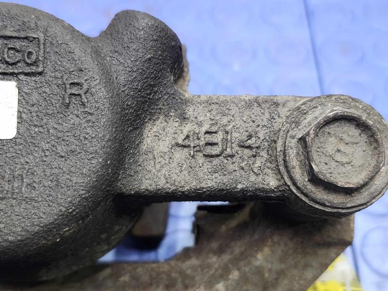 2013 Ford Taurus Caliper