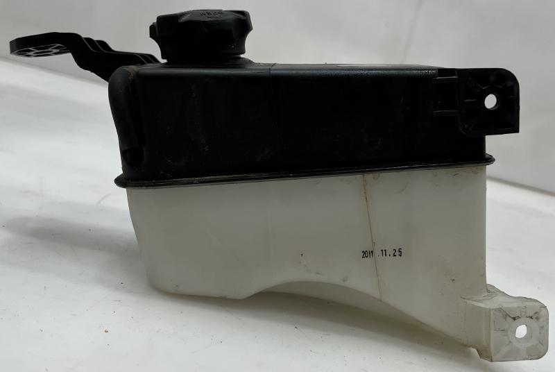 2011 - 2013 Kia Sorento Coolant Overflow Reservoir Expansion Tank OEM 254312B100