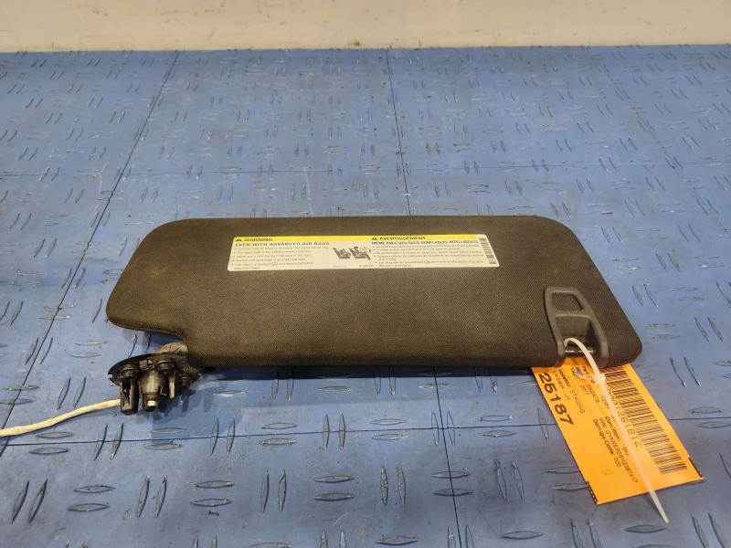 2017 Cadillac XT5 Sun Visor