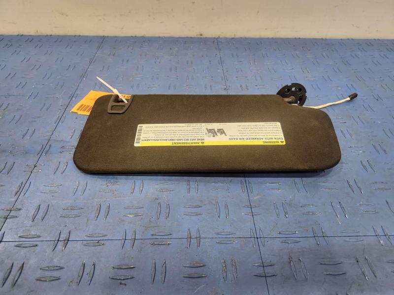 2017 Cadillac XT5 Sun Visor