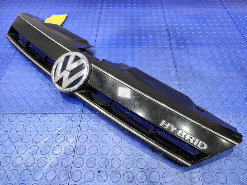 2013 Volkswagen Jetta Grille