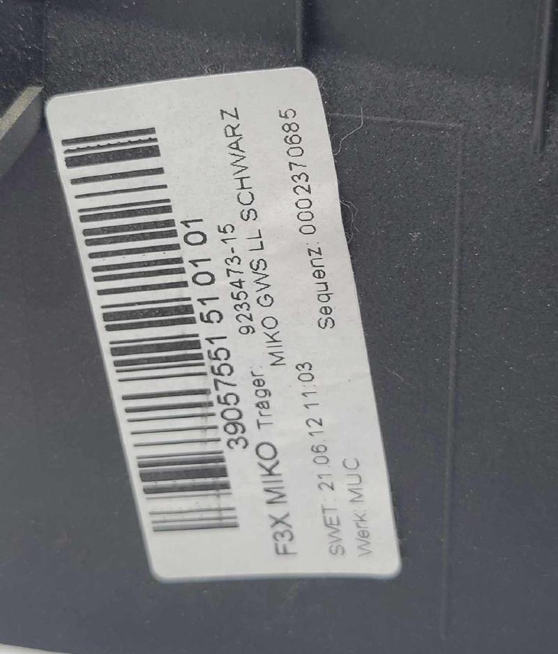2012 BMW 328i Front Console
