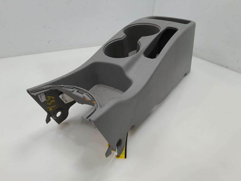 2016 Hyundai Accent Front Console
