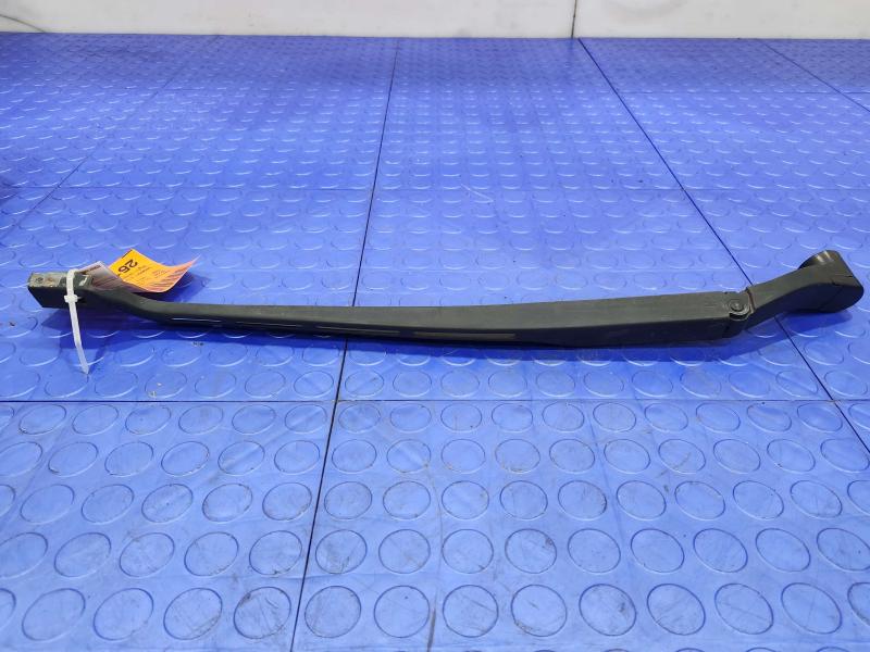 2014 Chevrolet Silverado 1500 Wiper Arm