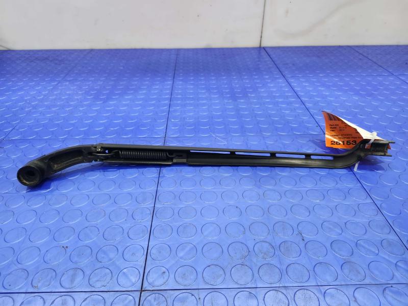 2014 Chevrolet Silverado 1500 Wiper Arm