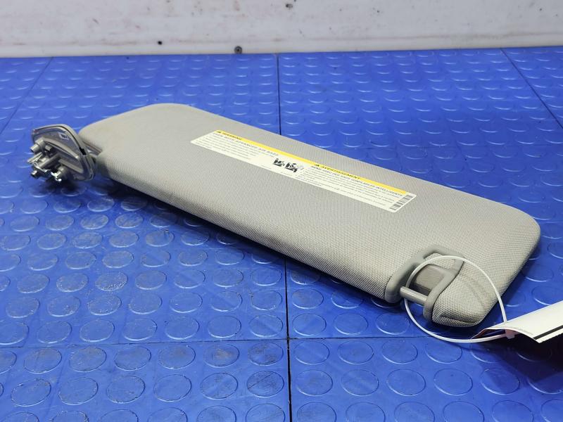 2016 Chevrolet Silverado 1500 Sun Visor