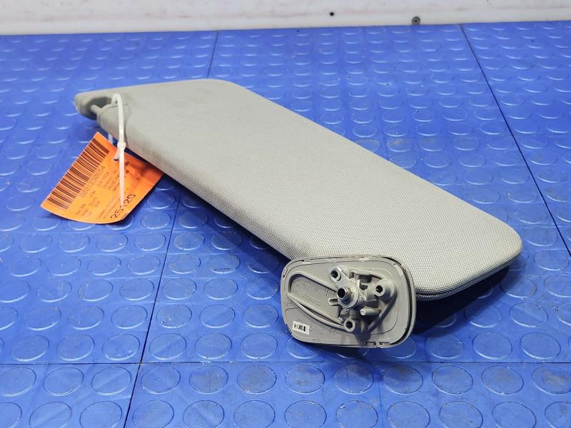 2016 Chevrolet Silverado 1500 Sun Visor
