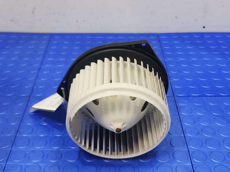 2013 Infiniti FX35 Blower Motor
