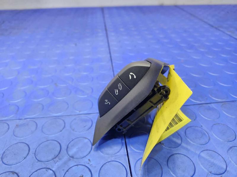 2015-2020 Honda Fit Steering Wheel Control Switch Genuine OEM 35890T5AJ01