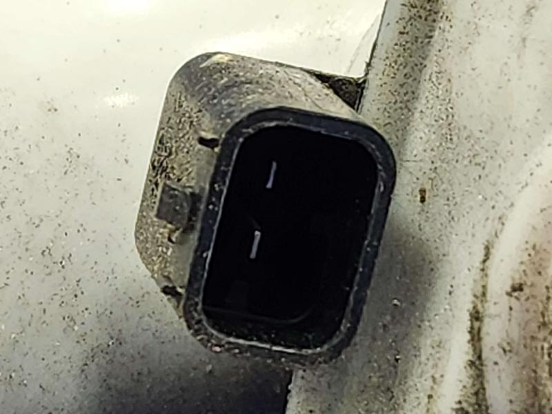 2013 Chrysler 300 Evaporator Canister