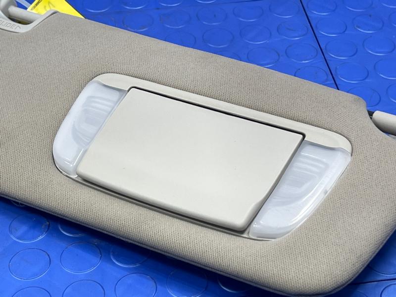 2017 Subaru Legacy Sun Visor