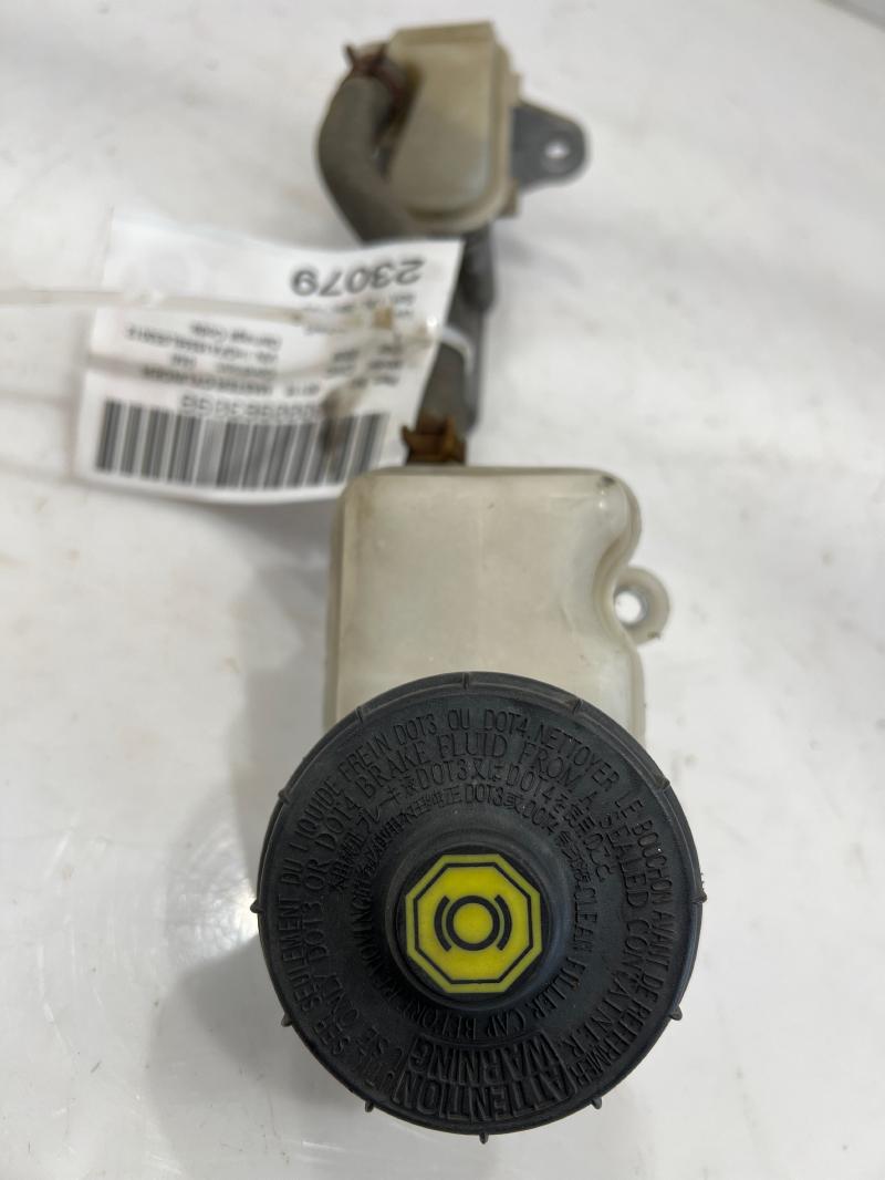 2006 - 2008 Honda Civic 1.8L Brake Master Cylinder Assembly OEM 46100SNAA01