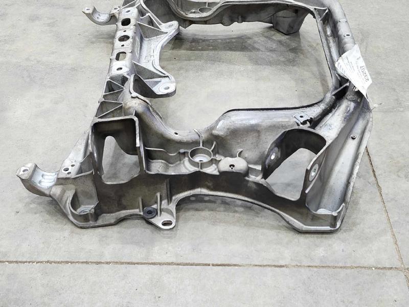 2006 Mercedes S-Class Crossmember/Cradle/Undercarria
