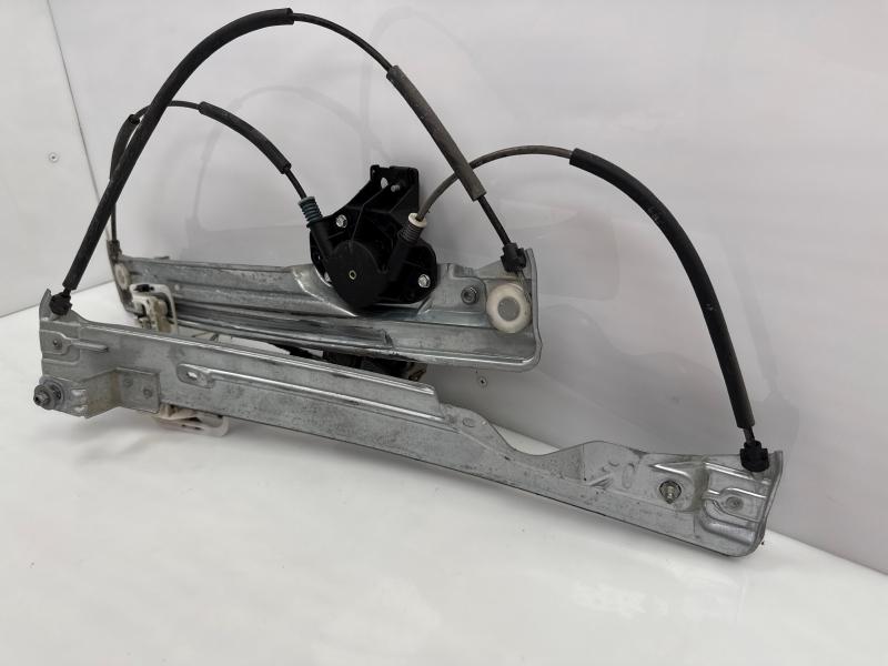 2014 Ford Escape Front Door Regulator