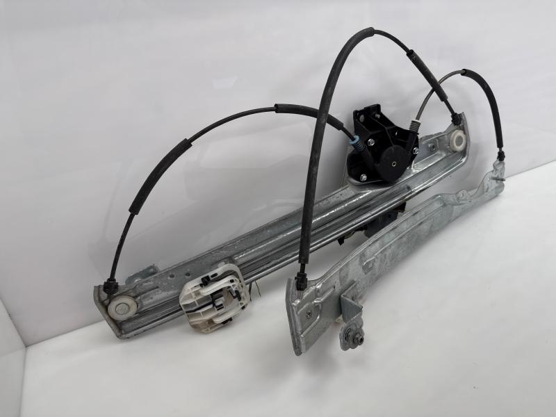 2014 Ford Escape Front Door Regulator