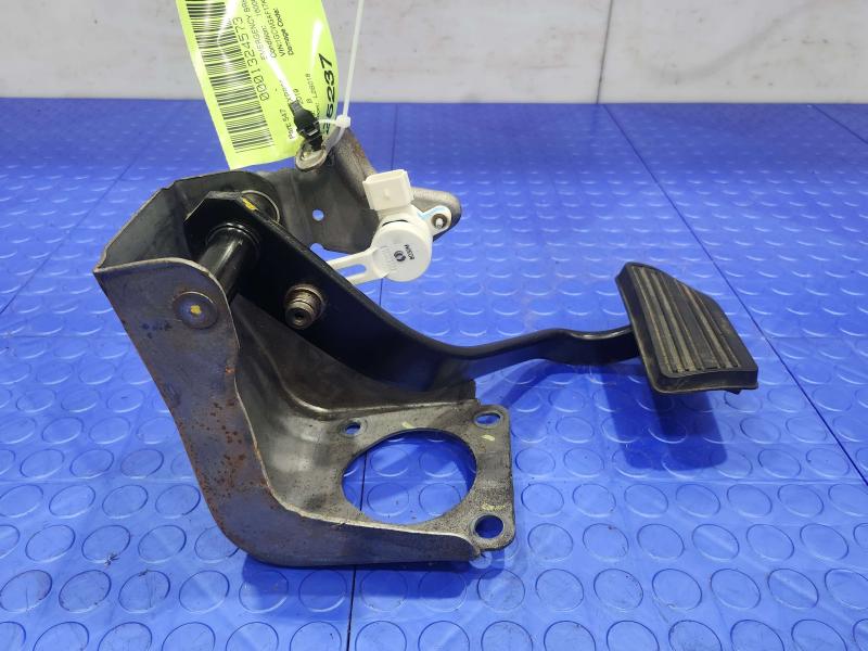 2019 Chevrolet Express 2500 Brake Pedal