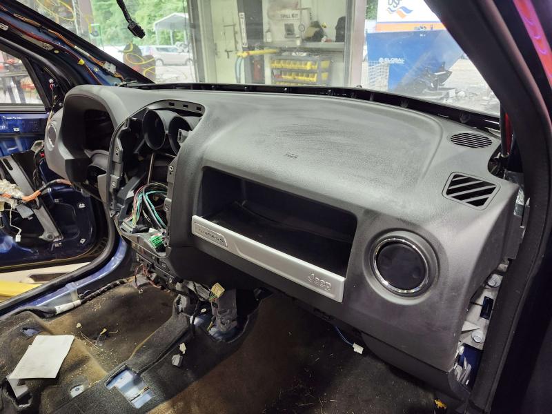 2017 Jeep Compass Dash Panel