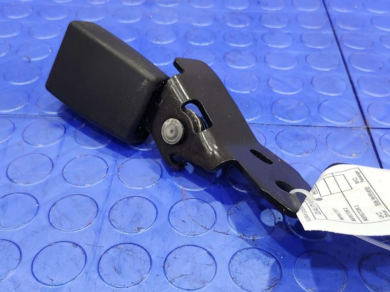 2020 Jeep Renegade Rear Seat Belt