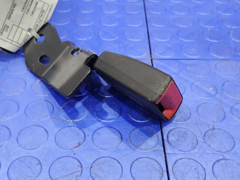 2020 Jeep Renegade Rear Seat Belt