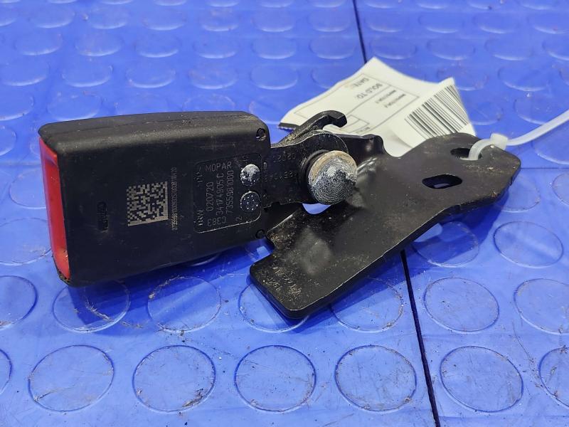 2020 Jeep Renegade Rear Seat Belt