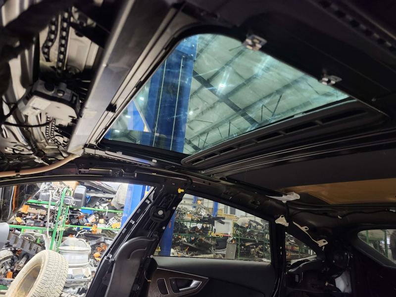 2012-2015 Audi A7 Sunroof Glass Assembly with Frame and Motor Genuine OEM 4G8877071 4G8877049 4G8959591A