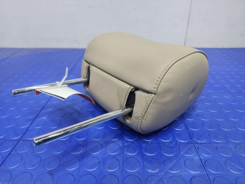 2005 Lexus RX 330 Headrest